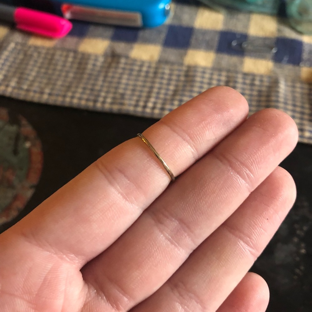 Triangle midi ring - Picture 3 of 3